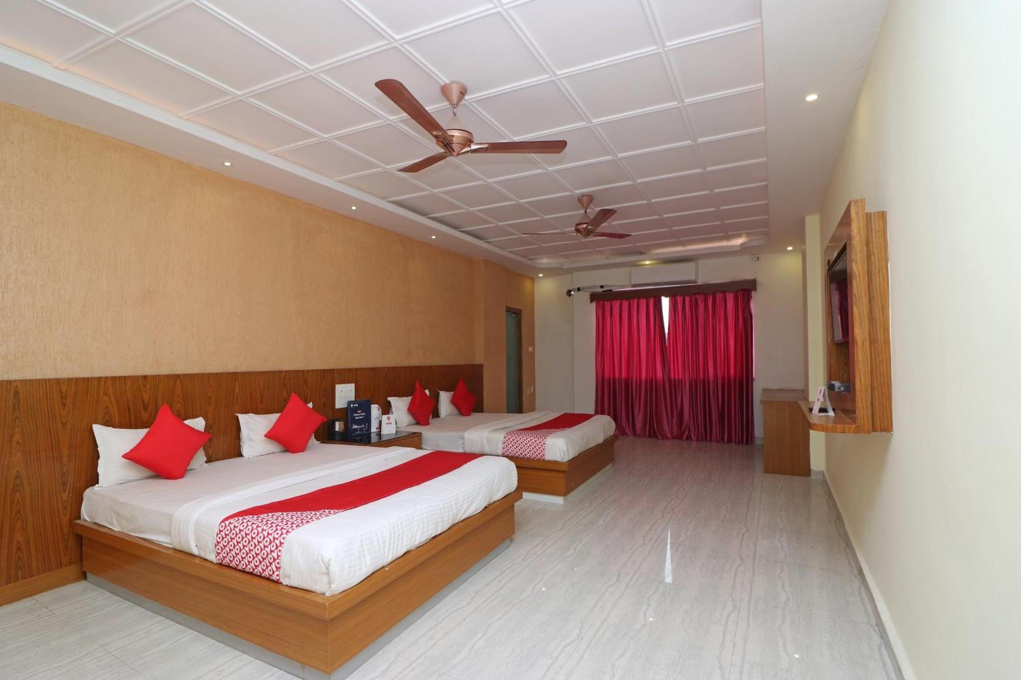 Hotel O G K Palace Bodh Gaya Exterior foto